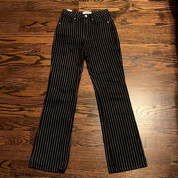 Reformation Georgia Pinstripe Flare Jeans Size 23 - Picture 2 of 4